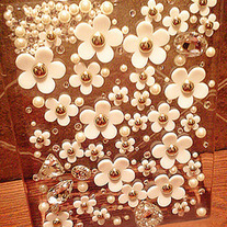 New All White Diasy Flowers Pearls Rhinestones iPad 2/ New iPad Case