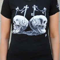 Womenskulltorso_medium