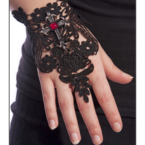 Jewel_guipure_poignet_croix_medium