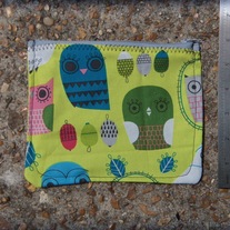 Hoot Pouch