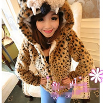 Abrigo Leopardo / Leopard Coat 2WH145