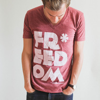 Freedom V-Neck // Burgundy