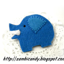 Felt Elephant brooch