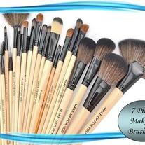 Makeup Brush Sets on 24 Piece Makeup Brush Set W Black Makeup Case