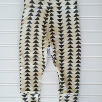 organic cotton flying triangle leggings