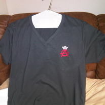 Black_v-neck_medium
