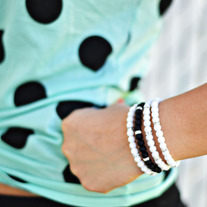 Black/White Stack