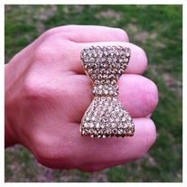 Gold Stretch Bow Ring