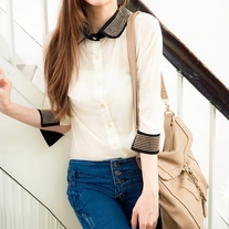 Beaded collar Shirt