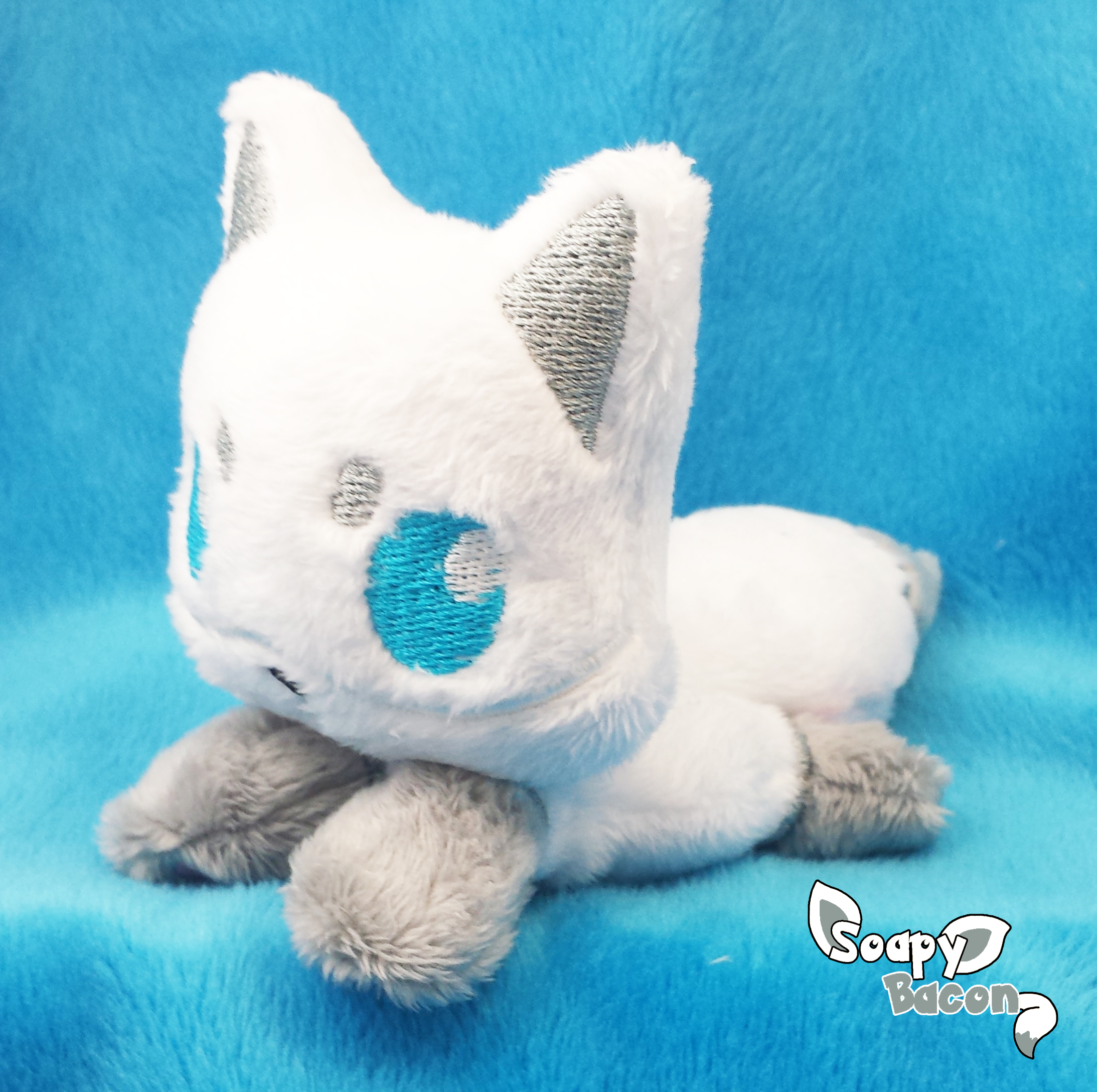 soapybacon white silver fox palm sized beanie plush soapybacon white silver fox palm sized beanie plush