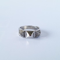 Spikes crystal ring - Silver