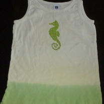 Creme/Green Tank Top with Seahorse-Gap Size Small (6/7)