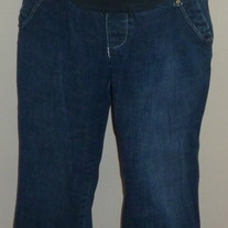 Denim Capris-Old Navy Maternity Low Rise Size Medium  05183