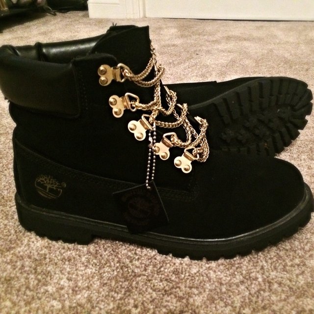 Timberland boots with chain laces photo Timberland boots with chain laces photo