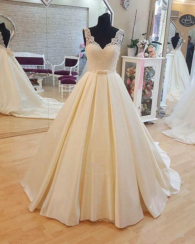 elegant wedding gown