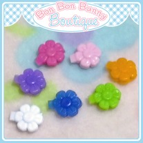 Tiny Treat Hair Clip - Flower A