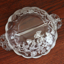 Silver City Glass, Flanders Double Handle Divided Dish