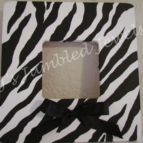 Black_20equus_20wm_2010_medium