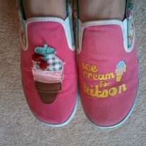 LA Kitson Pink & Floral Slip Ons (8)