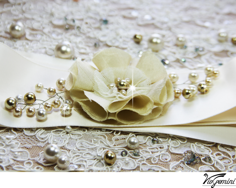 Wedding_20sash_20with_20fabric_20flower_20and_20pearls_20champagne_20viogemini_original