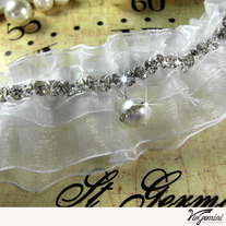 Wedding_20garter_20organza_20ribbon_20rhinestones_20pearl_medium