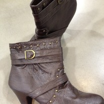 Brown Studs boot