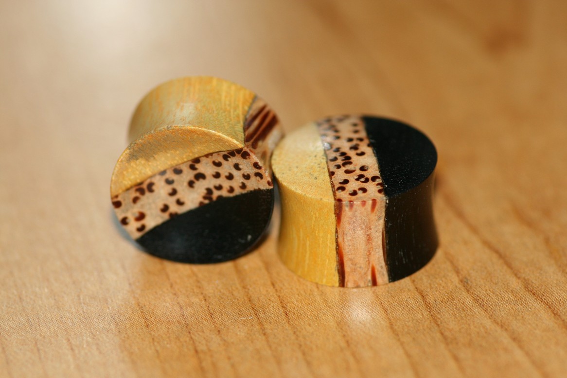 Organic_20jack_2c_20areng_2c_20_26_20coconut_20wood_20saddle_20plug_original