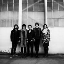 Meg & Dia store CLOSED