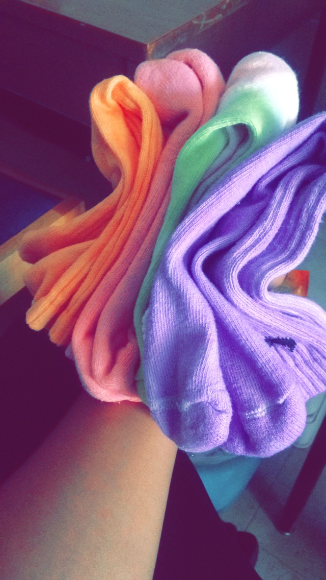 different color nike socks