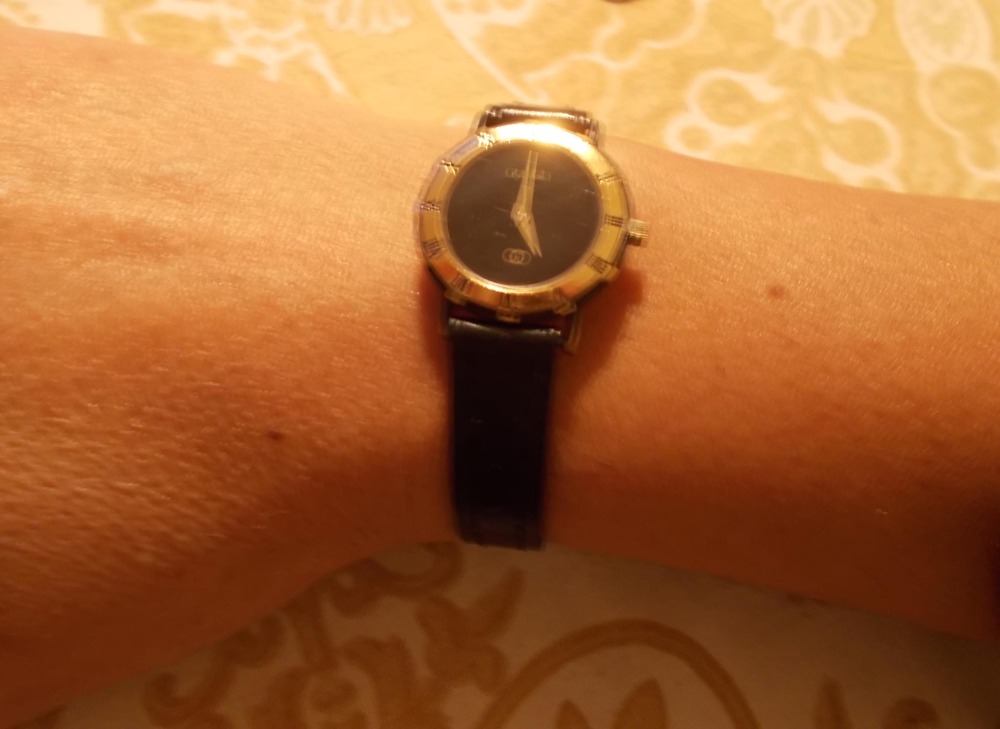 vintage gucci watch 1980