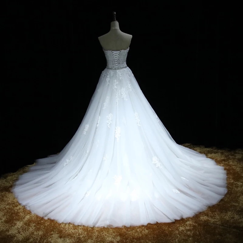 Sweetheart Full Lace Mermaid Wedding Dress featuring a Detachable Skirt
