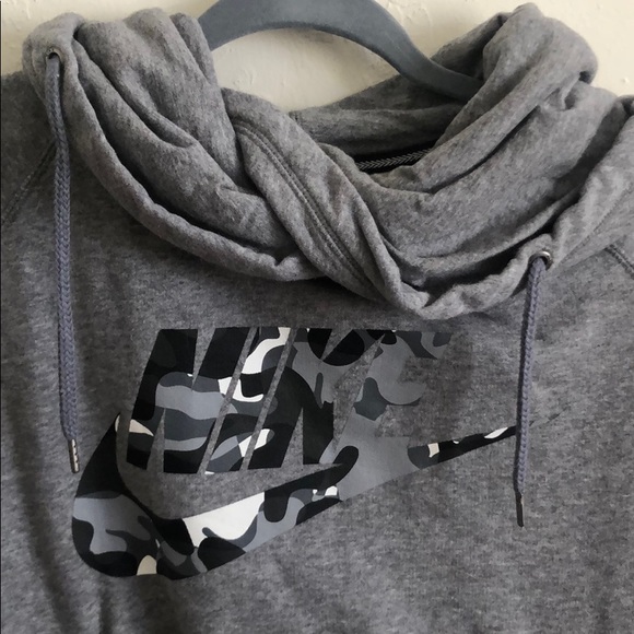 nike cowl hoodie