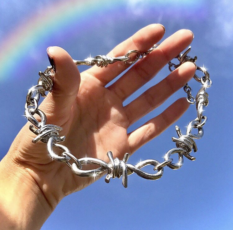 THORN NECKLACE on Storenvy